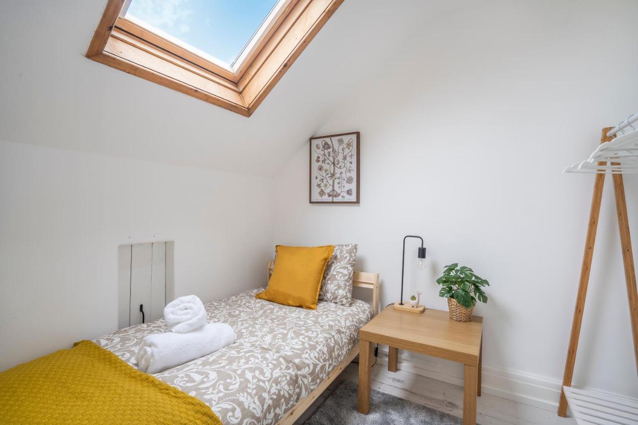 Quiet Neighborhood-Free Parking Apartment Blackpool Ngoại thất bức ảnh